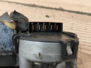 bontott AUDI A4 B5 Első Ablaktörlő Szerkezet Motorral