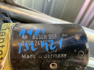 bontott AUDI A4 B5 Első Ablaktörlő Szerkezet Motorral