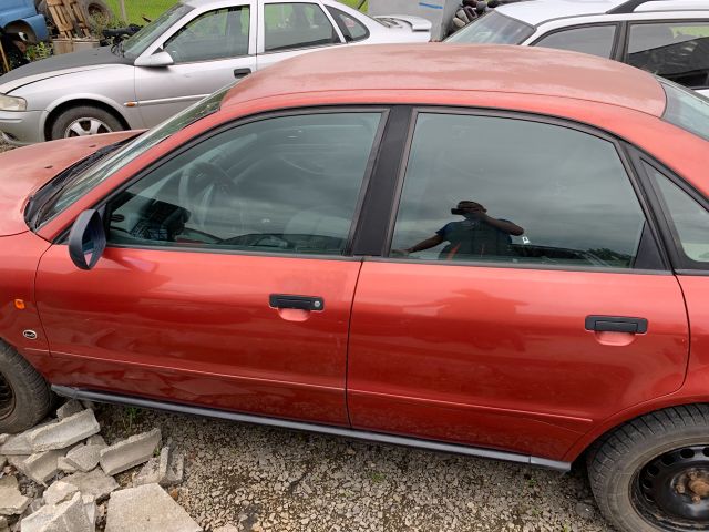 bontott AUDI A4 B5 Első Ablaktörlő Szerkezet Motorral