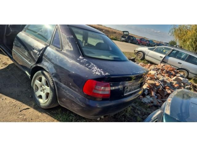 bontott AUDI A4 B5 Első Ablaktörlő Szerkezet