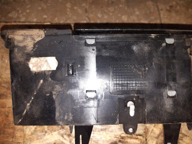 bontott AUDI A4 B5 Első Hamutartó