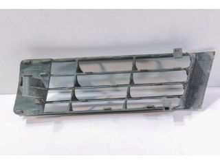 bontott AUDI A4 B5 Első Lökhárító Jobb Díszrács