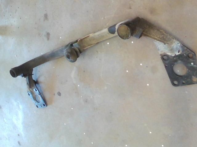 bontott AUDI A4 B5 Első Lökhárító Merevítő (Fém)