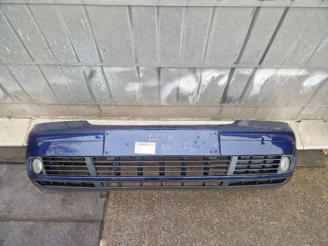 bontott AUDI A4 B5 Első Lökhárító (Részeivel)