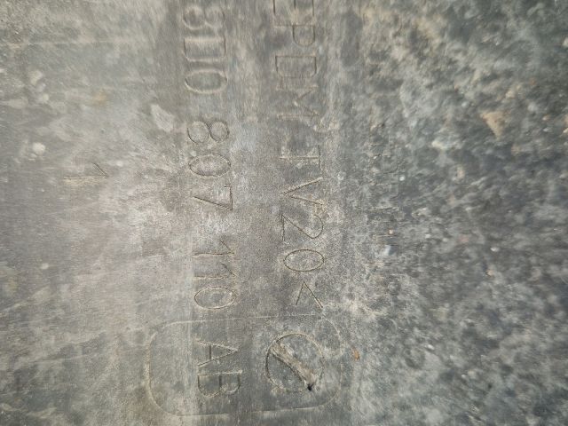 bontott AUDI A4 B5 Első Lökhárító (Részeivel)