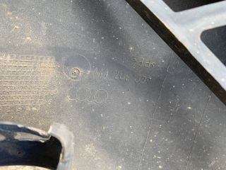 bontott AUDI A4 B5 Első Lökhárító (Részeivel)