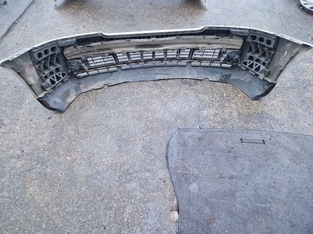 bontott AUDI A4 B5 Első Lökhárító (Részeivel)
