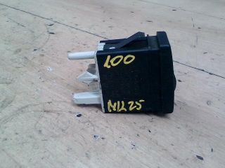 bontott AUDI A4 B5 Fényszórómagasság Állító Kapcsoló