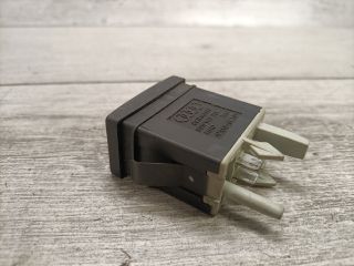 bontott AUDI A4 B5 Fényszórómagasság Állító Kapcsoló