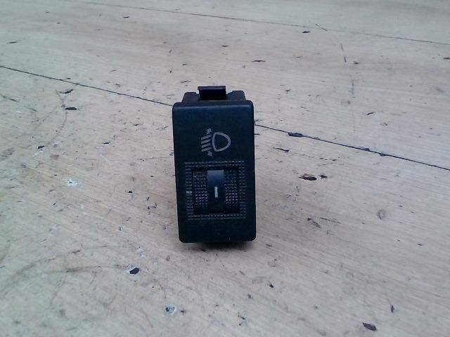 bontott AUDI A4 B5 Fényszórómagasság Állító Kapcsoló