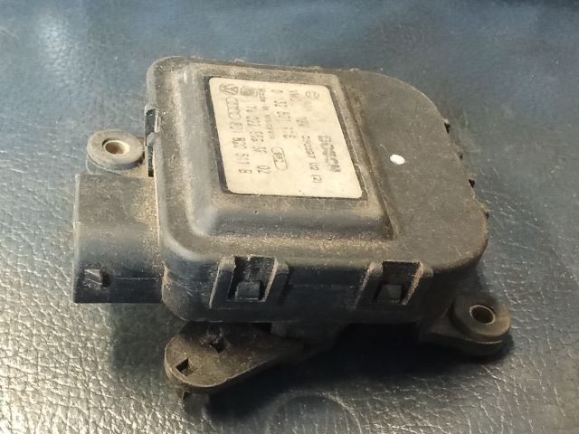 bontott AUDI A4 B5 Fűtés Állító Motor