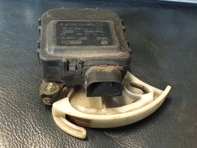 bontott AUDI A4 B5 Fűtés Állító Motor