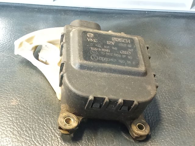 bontott AUDI A4 B5 Fűtés Állító Motor