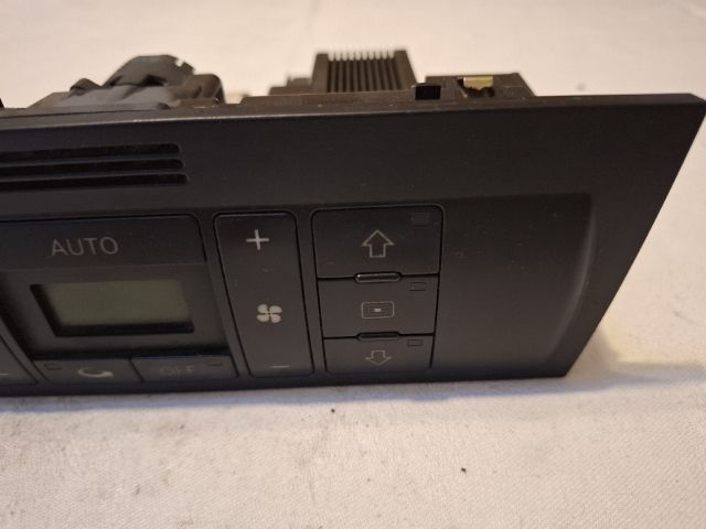 bontott AUDI A4 B5 Fűtéskapcsoló (digit klímás)