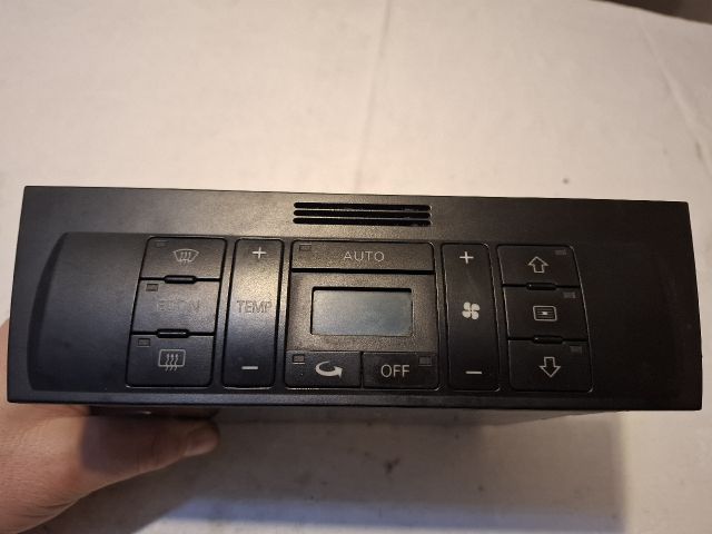 bontott AUDI A4 B5 Fűtéskapcsoló (digit klímás)