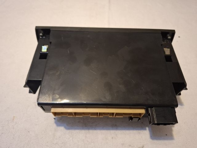 bontott AUDI A4 B5 Fűtéskapcsoló (digit klímás)