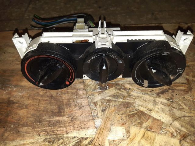 bontott AUDI A4 B5 Fűtéskapcsoló