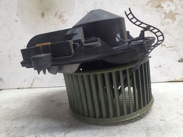 bontott AUDI A4 B5 Fűtőmotor (Klímás)