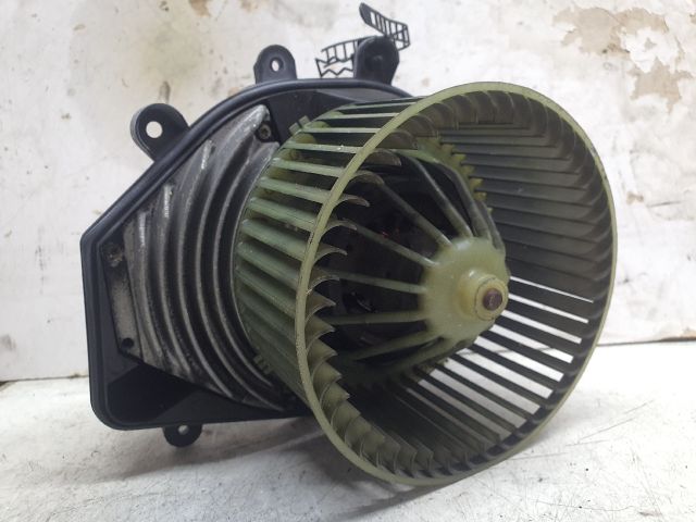 bontott AUDI A4 B5 Fűtőmotor (Klímás)