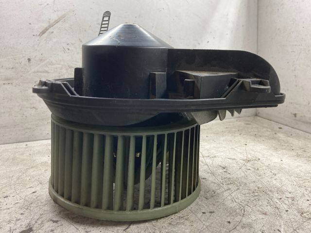 bontott AUDI A4 B5 Fűtőmotor (Klímás)