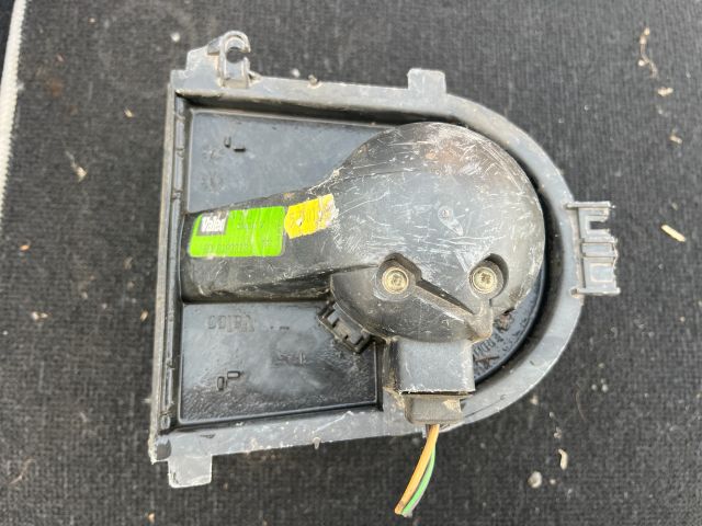 bontott AUDI A4 B5 Fűtőmotor (Nem klímás)