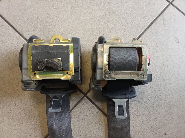 bontott AUDI A4 B5 Hátsó Biztonsági Öv Szett