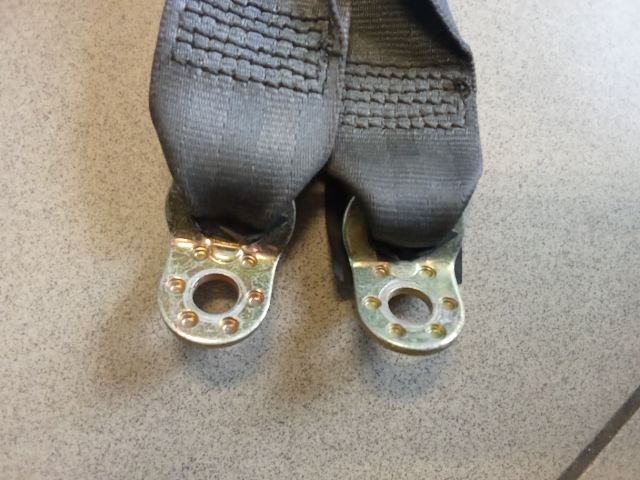 bontott AUDI A4 B5 Hátsó Biztonsági Öv Szett