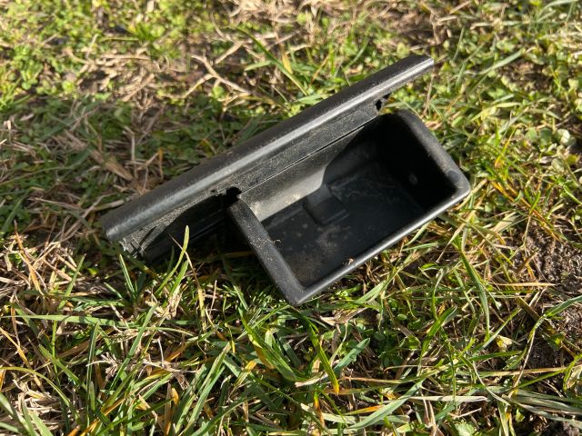 bontott AUDI A4 B5 Hátsó Hamutartó