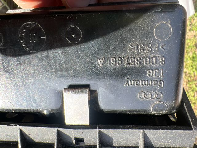 bontott AUDI A4 B5 Hátsó Hamutartó