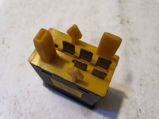 bontott AUDI A4 B5 Hátsó Ködzárófény Kapcsoló