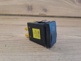 bontott AUDI A4 B5 Hátsó Ködzárófény Kapcsoló