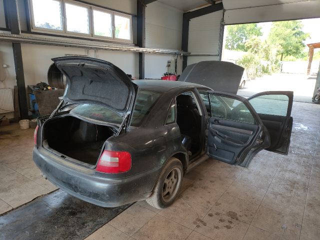 bontott AUDI A4 B5 Hátsó Ködzárófény Kapcsoló