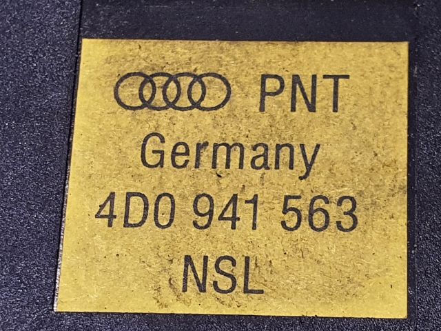 bontott AUDI A4 B5 Hátsó Ködzárófény Kapcsoló