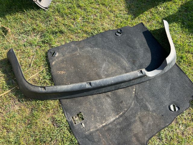 bontott AUDI A4 B5 Hátsó Koptató