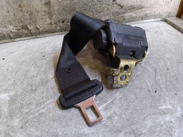 bontott AUDI A4 B5 Hátsó középső Biztonsági Öv