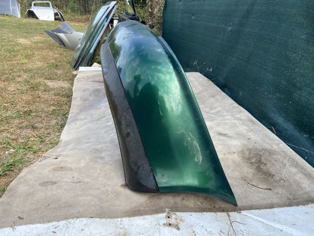 bontott AUDI A4 B5 Hátsó Lökhárító (Részeivel)