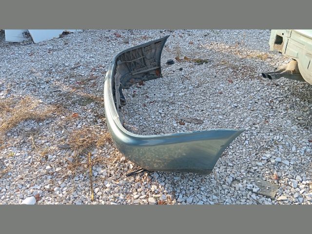 bontott AUDI A4 B5 Hátsó Lökhárító (Részeivel)