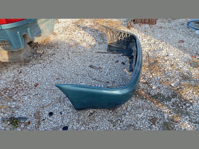 bontott AUDI A4 B5 Hátsó Lökhárító (Részeivel)