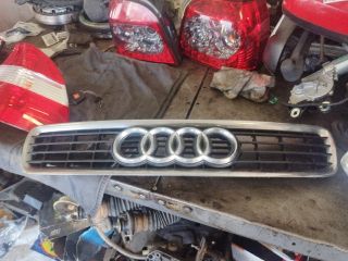 bontott AUDI A4 B5 Hűtőrács