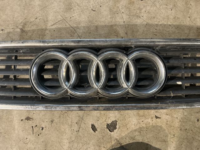 bontott AUDI A4 B5 Hűtőrács