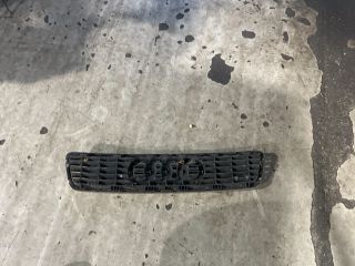 bontott AUDI A4 B5 Hűtőrács