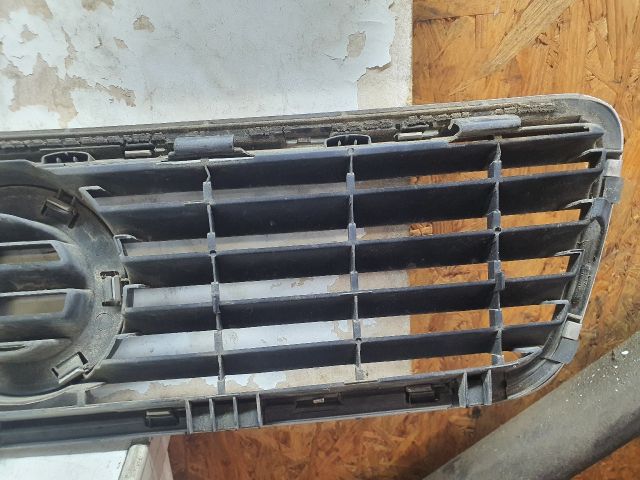 bontott AUDI A4 B5 Hűtőrács
