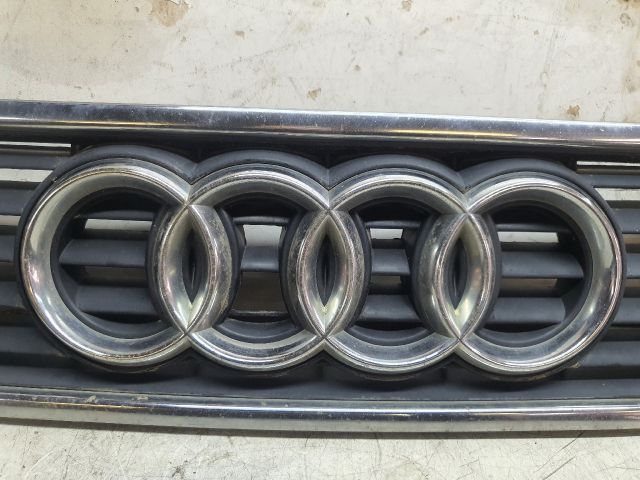 bontott AUDI A4 B5 Hűtőrács