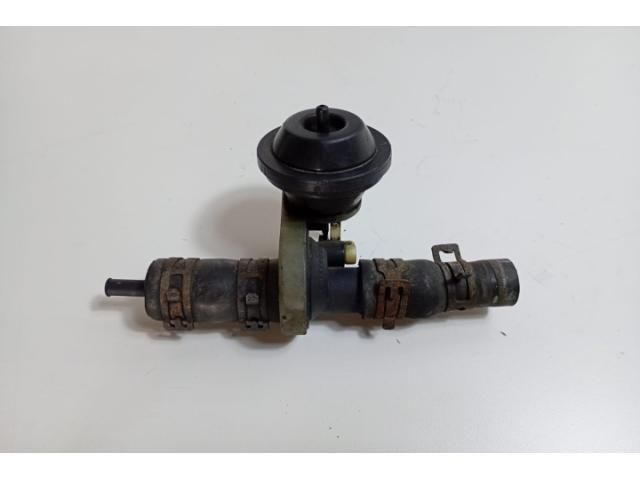 bontott AUDI A4 B5 Hűtővíz Elosztó Cső