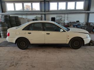 bontott AUDI A4 B5 Jobb első Ablak