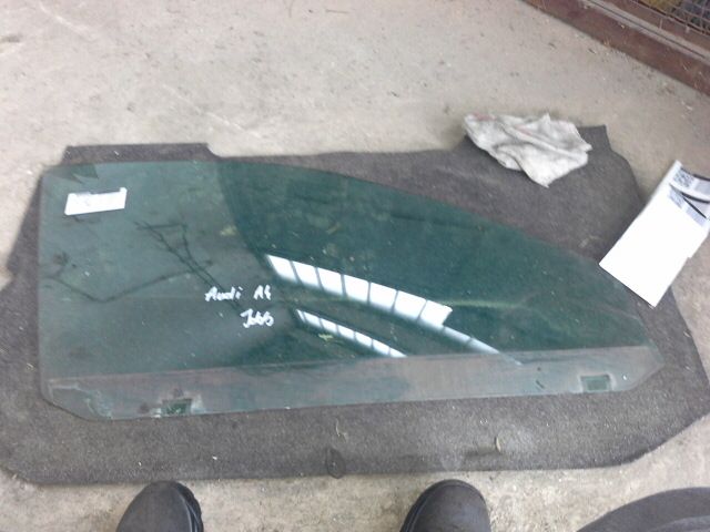 bontott AUDI A4 B5 Jobb első Ablak