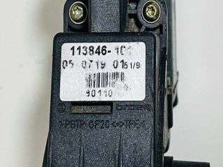 bontott AUDI A4 B5 Jobb első Ablakemelő Motor