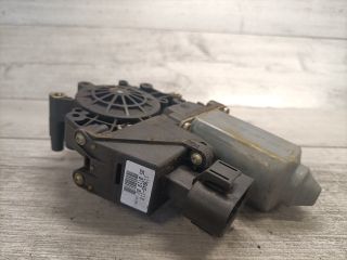 bontott AUDI A4 B5 Jobb első Ablakemelő Motor