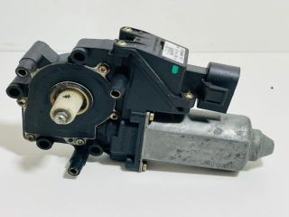 bontott AUDI A4 B5 Jobb első Ablakemelő Motor