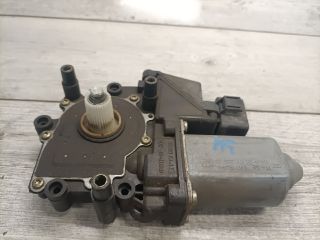 bontott AUDI A4 B5 Jobb első Ablakemelő Motor